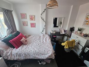 Photo 9- click for photo gallery